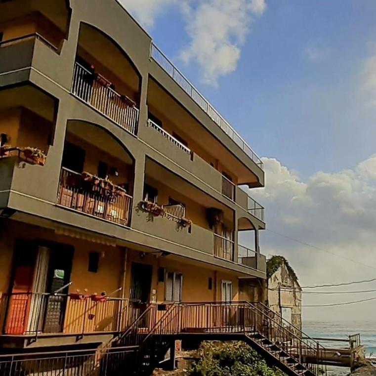 Pina'S Tao Sea Home Таорміна Екстер'єр фото